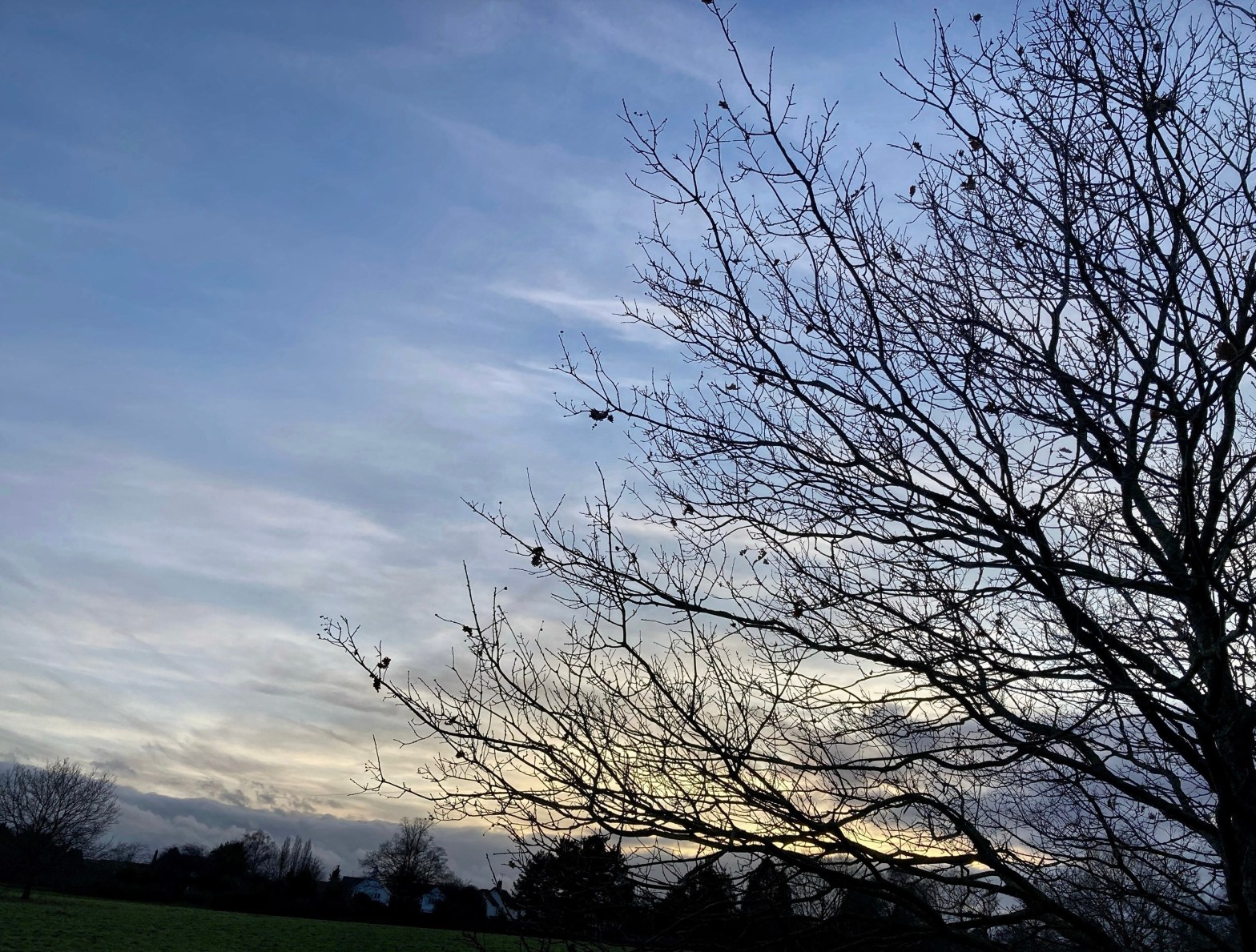 11/01/23 – A falling down fort and an early&nbsp;moon